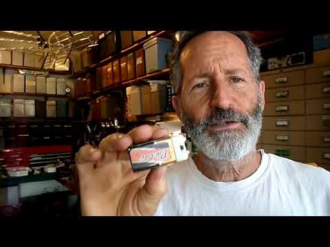 How long do D batteries last in a flashlight?