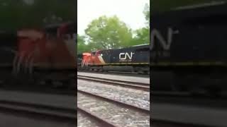 CSX Q367-20 meeting B781-19 with CN 3886 100th anniversary 5-20-22