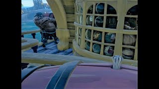 Sneaking with Row Boat + Gunpowder - Sea of Thieves