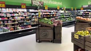 Entering Food Lion Grocery Store