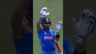 Virat Kohli asked Indian fans to applaud Steve Smith #cricket #viratkohlistatus #stevesmith #respect