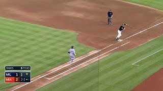 MIL@MIA: Brewers advance on dropped third strike