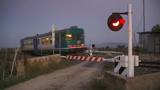 Spoorwegovergang Militello Val di Catania (I) // Railroad crossing // Passaggio a livello