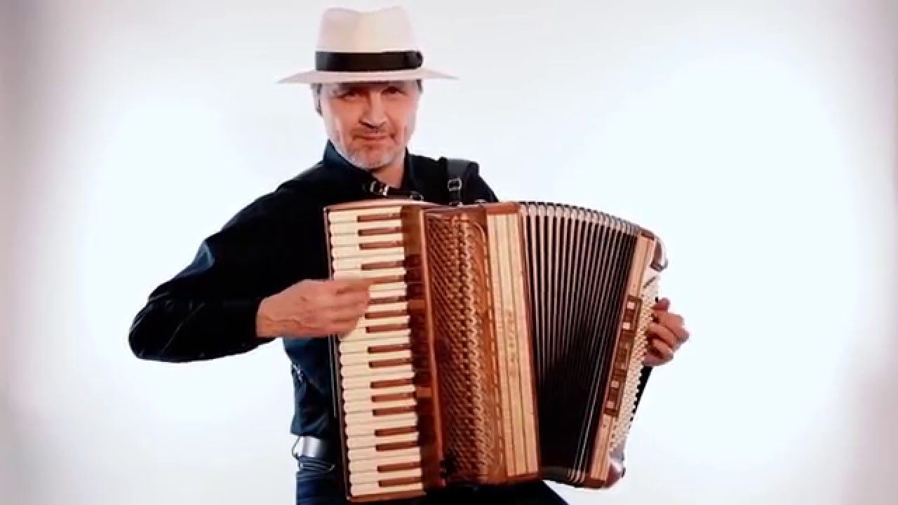 Virtuos Accordion - Edo Krilic, Balkan Pearls - YouTube