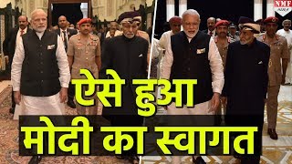 Oman में Modi को देखकर वहां के Sheikh लोगों ने ऐसा Welcome किया कि  PM हैरान रह गये