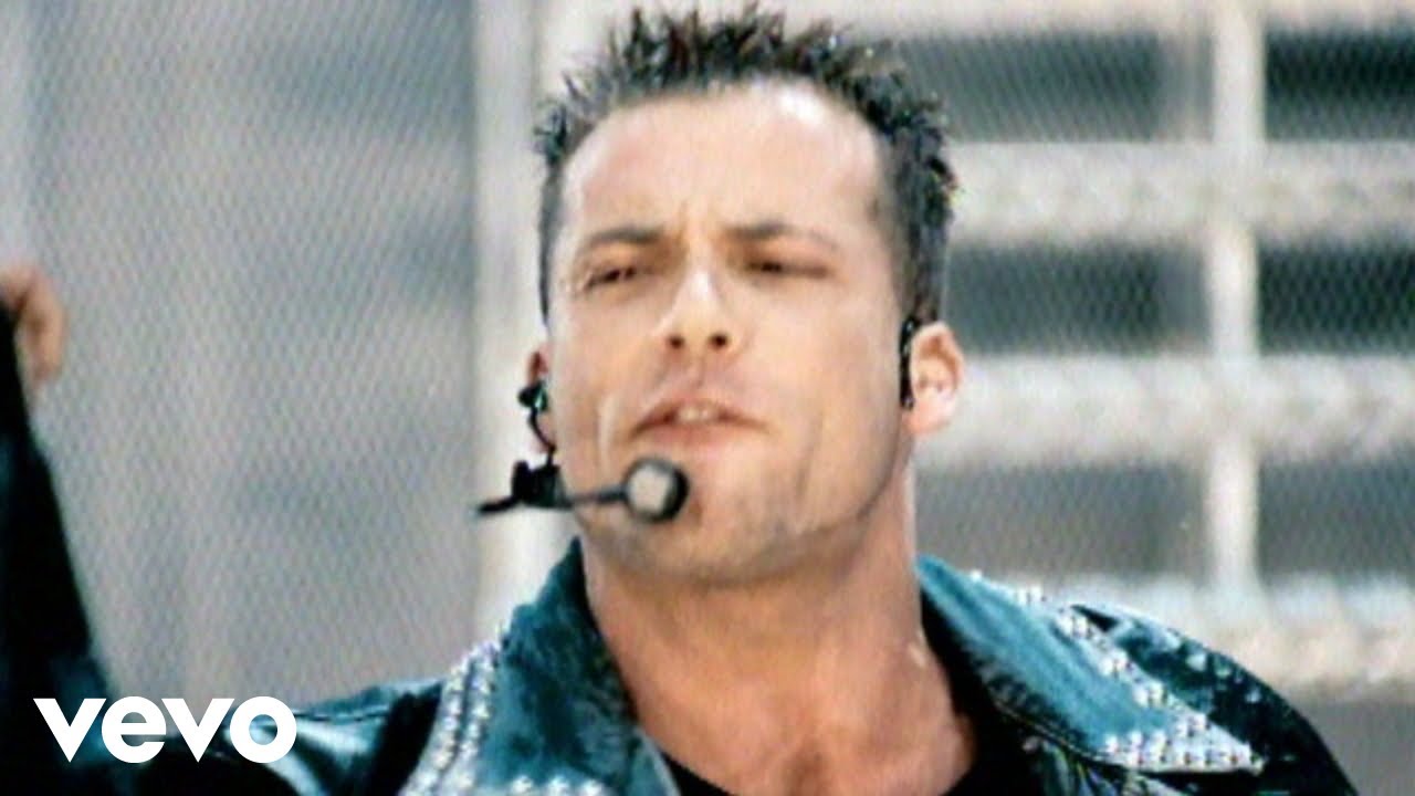 Five Feat Queen Cover Of Queen S We Will Rock You Whosampled