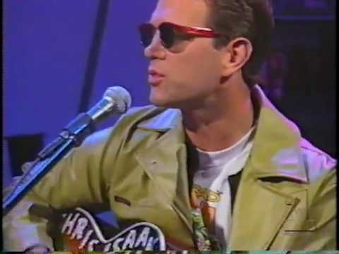 Chris Isaak - Somebody's Crying - YouTube