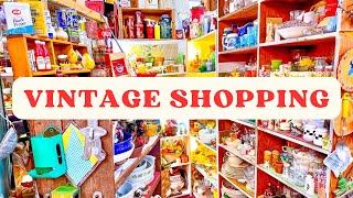 Thrift with me Vintage Antique Mall Shopping Thrifting Finding treasure Thrift Store reseller haul