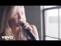 Chloé Caroline - Saving Space (Live Acoustic)