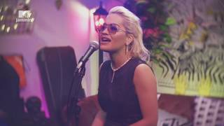 Rita Ora performs a stripped-down version of "Only Want You" (MTV Jammin')