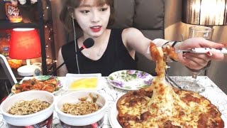 식샤특집!!! 김치치즈탕수육,짜장범벅 :슈기의 먹방 [Shoogi's Eating Show] pizza \u0026 ramen