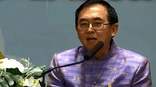 กรมการขนส่งทางบก แจงแต่งชุดไทยทำใบขับขี่ได้ แต่ห้ามห่มสไบเปิดไหล่