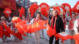 Observing the Spring Festival traditions