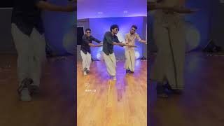 South Indian💃 🥳Dance Thallumaala #thallumaala #viral #southindian #rangoli #malayalam  #olemelody