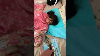 【抖音】天天欺负妹妹的恶搞小天王合集 可怜妹妹的同时还是忍不住地笑了