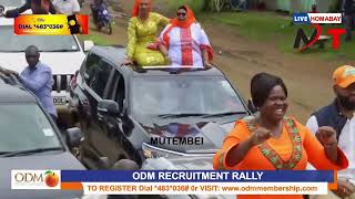 JOHO RECEIVED BY MILLIONS OF KENYANS IN HOMABYA LIKE A PRESIDENT.Song and sea of orange as ODM DELIG