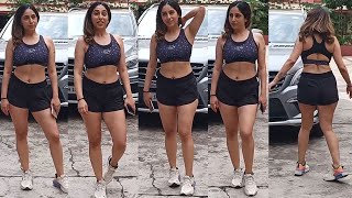 Neha Bhasin Flaunts Her Huge Figure In H0T Gym Outfit