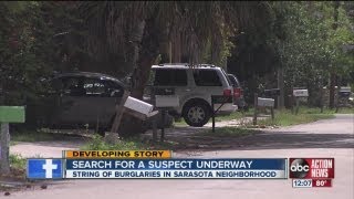 Police searching for suspects in recent Sarasota burglaries