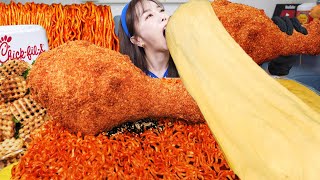 대왕 닭다리🍗 치킨 & 치즈 퐁듀 🧀 먹방 Giant Chicken Cheese Pondue Chick-fil-A Style Fries Mukbang ASMR Ssoyoung