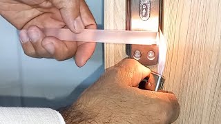 Kapı Kilidinin İçinde Kırılan Anahtarı Çıkarmanın Püf Noktası | Way To Remove A Broken Key.