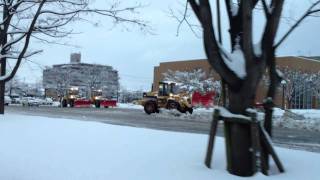 [長岡市ローカル]除雪車総出動!早朝からご苦労様です。