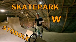 W TEJ STODOLE CHŁOPAKI ZBUDOWALI SKATEPARK - JAZDKI NA OLSHYARD