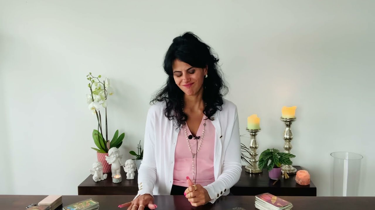 CAPRICORN ♑️ THIS IS THE TYPICALLY CAPI THING! Weekly Love Reading 16-22 May 2022