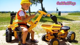 Backhoe Ride On Tractor Digging! Kid Playing with Construction Toys | JackJackPlays