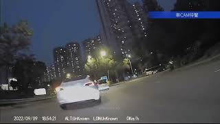 車CAM直擊 - (浪費數據系列) 其實青衣個迴旋處唔係好難行姐，3條線入，入面有3個圈，點解係要挨埋黎⋯⋯🥲🥲