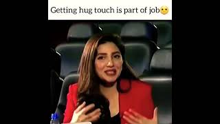 Getting Hug Touch is a Part Of Mahira Khan |WhatsApp Status |Pakistani Celebrity