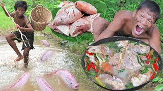 Primitive technology- awasomeCooking in the forest red fish