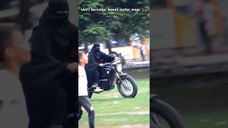 ketika ukhti bercadar lewat pakai motor moge.