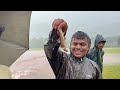 कोकणात पडतोय मुसळधार पाऊस😅 चढणीचे मासे पकडायची मज्जा❤️🐟heavy rain in konkan