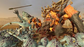 8,000 Saurus Spears of Lizardmen Defend 40 Giant Arachnarok Spiders - Total War Warhammer 3