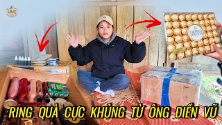 KHÔNG TIN NỔI: 2 MẸ CON EM ĐÀO NHẬN QUÀ CỰC KHỦNG TỪ ÔNG ĐIỀN VŨ Ở BÊN MỸ