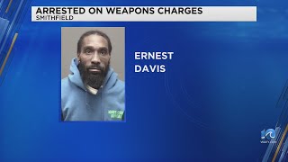 Man arrested in Smithfield on weapons charges