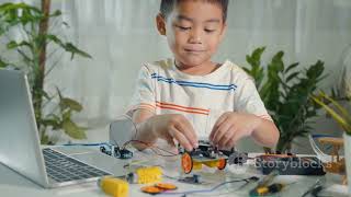 AI 15 - MicroPython vs CircuitPython Which is Better?