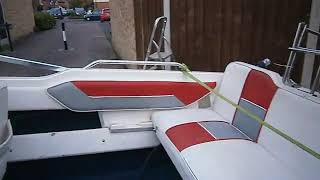 GLASTRON LA RAYA SSV 148 SPEED BOAT WITH JOHNSON 60 HP VRO OUTBOARD AND TRAILER