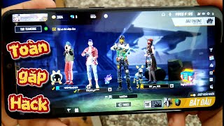 Team Tony Chơi Free Fire Dỡ Mà Còn Gặp Hack