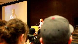 Common does a freestyle for ASU students