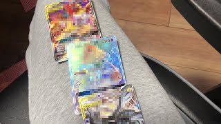 ポケカのオリパ15000円分ですんごいのひいた。