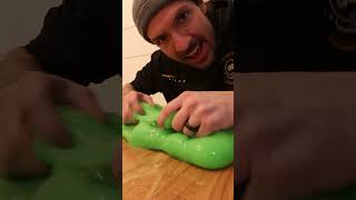 SLiME PUZZLE!! ➡️ @GforGaming Adley & NiKO solve a STiCKY GREEN PUZZLE & find GAMES to play! #shorts