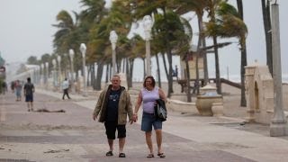 Florida residents begin cleanup in wake of Irma