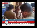 പൊലീസ് സ്റ്റേഷനിൽ ലീഗ് പ്രവർത്തകന്റെ പ്രകടനം