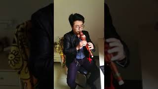 performing cucurbit flute