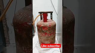 यदि गैस सिलेंडर में आग लग जाए तो भुल कर भी ना करे ये गलति #motivation #lpg #fire #experiment #facts