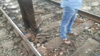 Local train 5 boggies derailed at vithalwadi