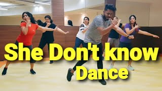 She Don't Know: Millind Gaba Song | New Hindi Song 2019 | zumba dance fitness choreography by amit