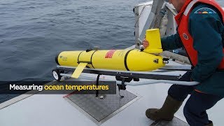 Measuring ocean temperatures