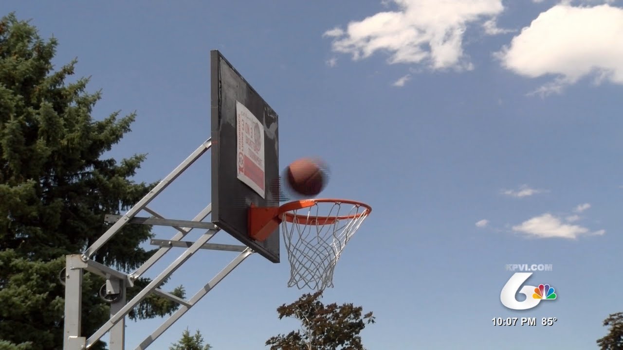 Bill Parrish Family 3 On 3 Basketball Tournament Underway - YouTube